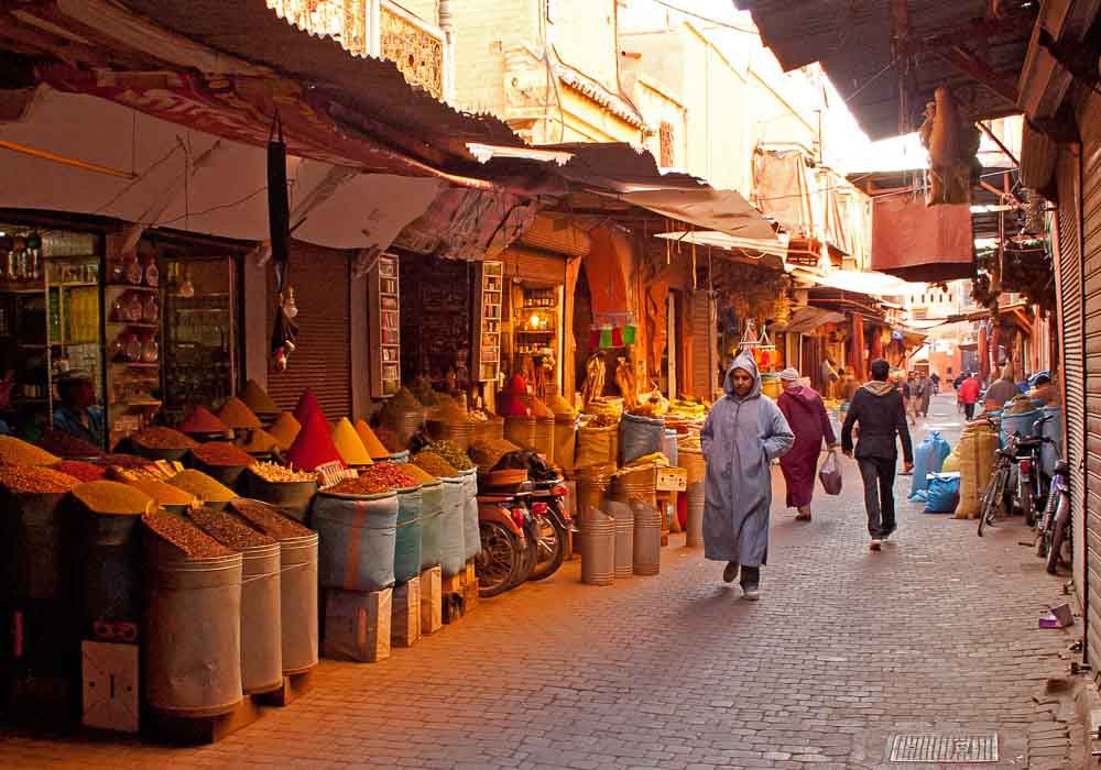 http://www.marrakechdream.ma/wp-content/uploads/2017/08/In-the-spice-souq-Marrakech.jpg
